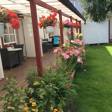 Kalkstenens Bed And Breakfast Morbylanga Exterior foto